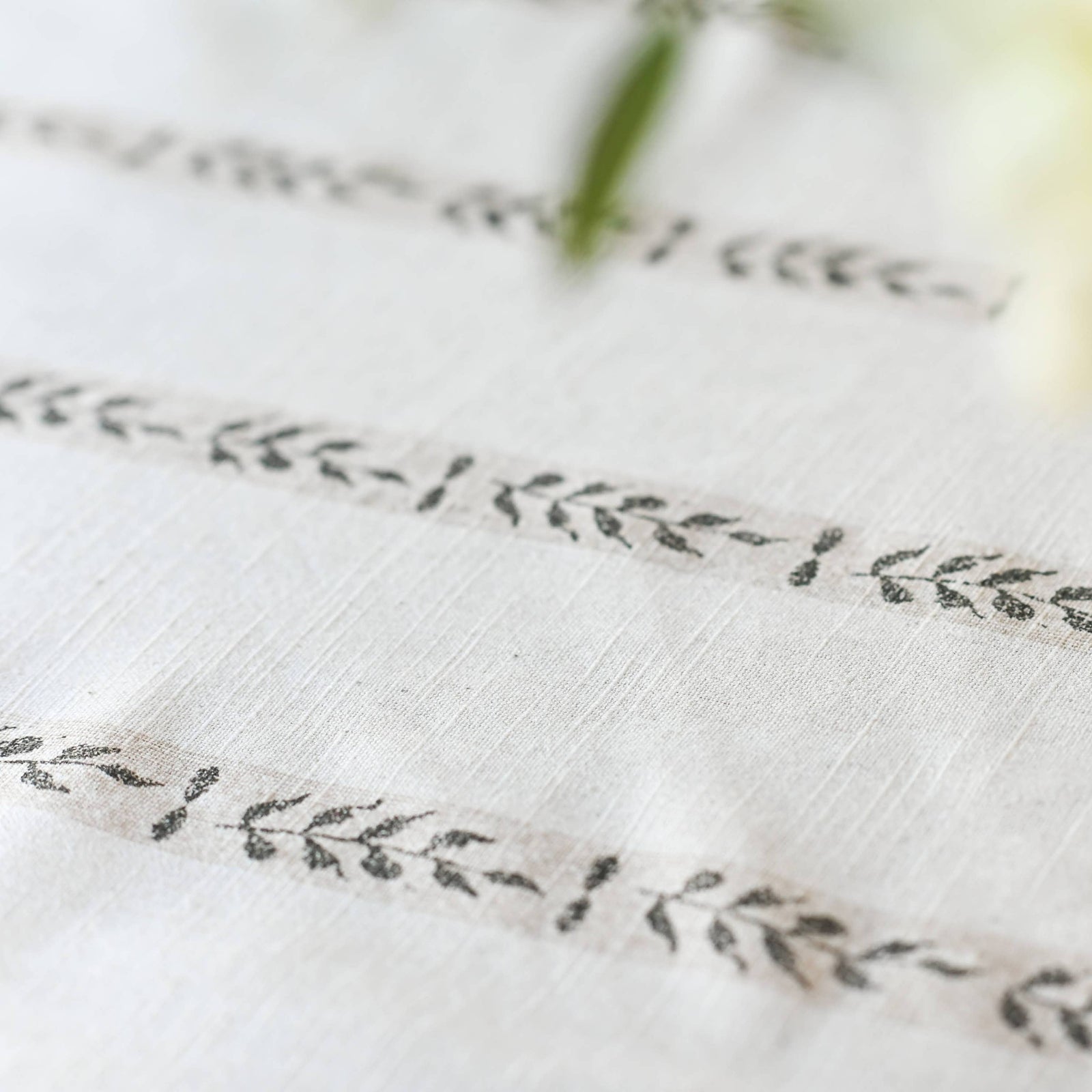 Walnut Leaf Tablecloth