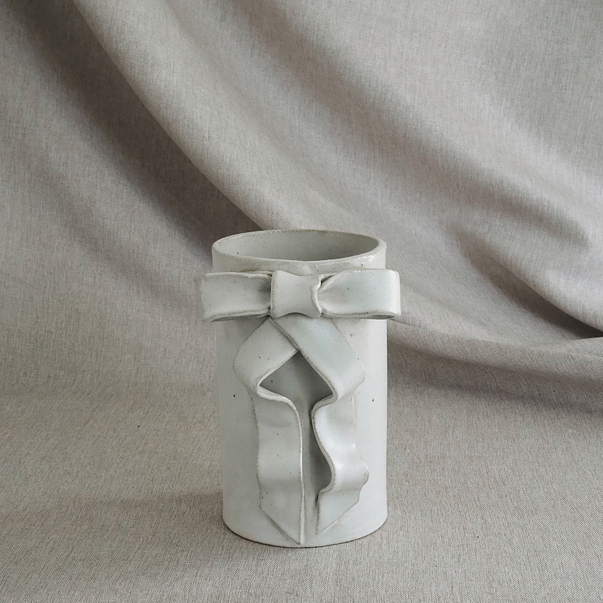 Ribbon Bow Vases