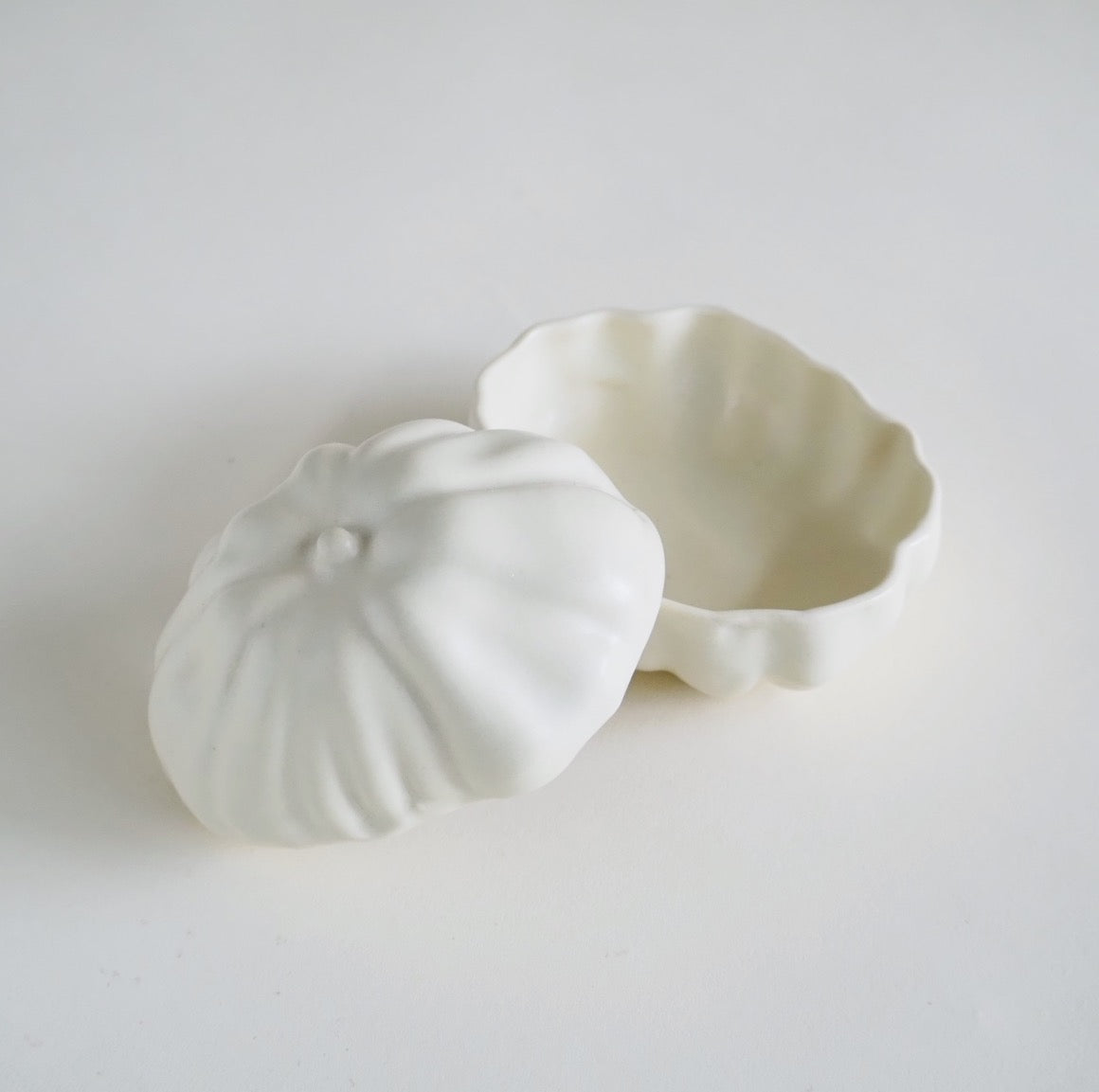 Rita Payne Ceramic Tomato Box