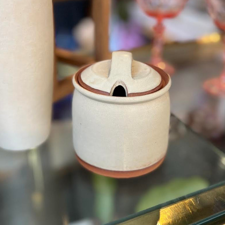 NY Stoneware Honey Pot