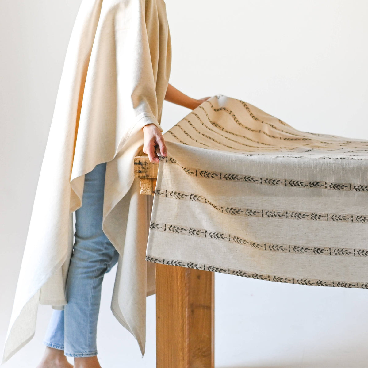 Walnut Leaf Tablecloth