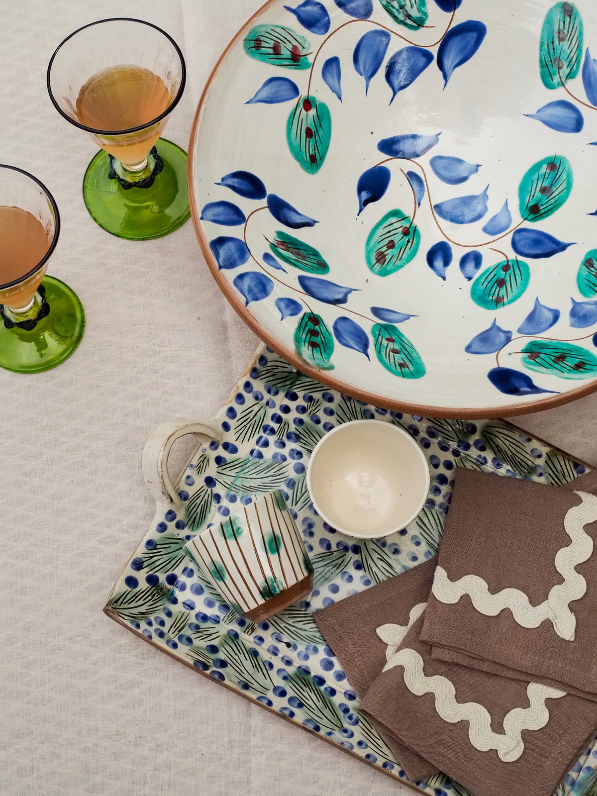 Dotty Leaves Tray