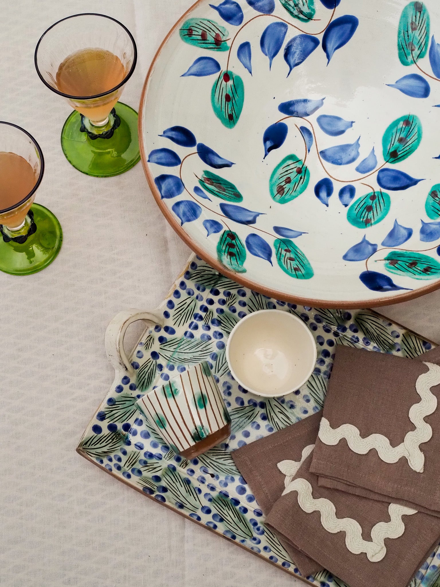 Dotty Leaves Tray