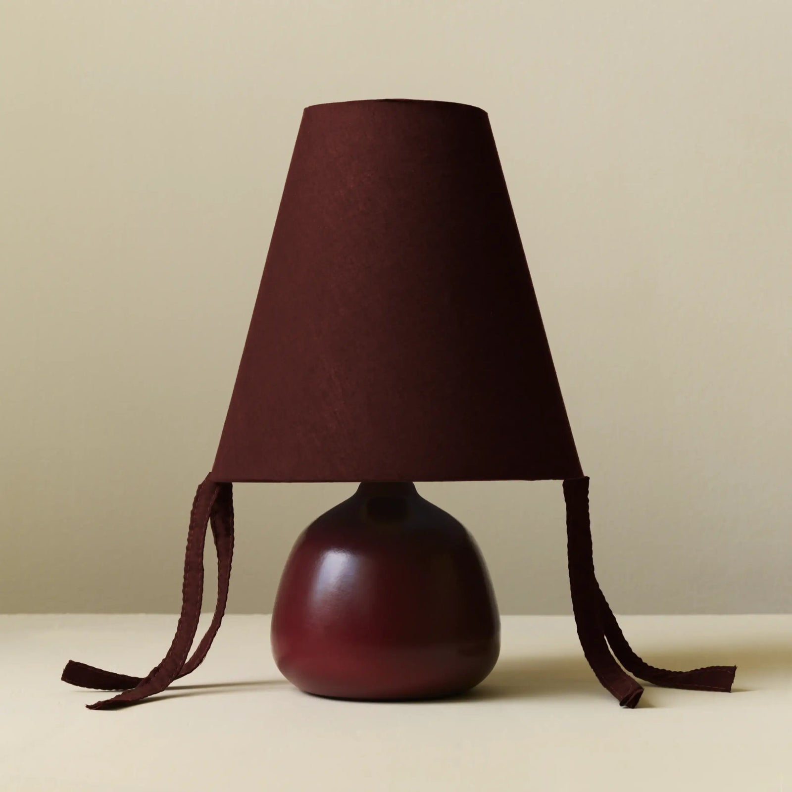 Burgundy Bows Lamp