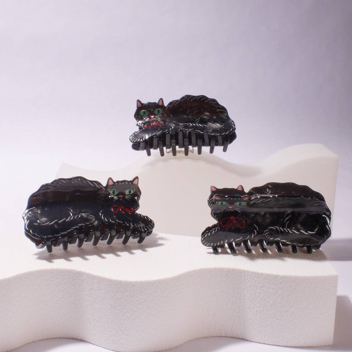 Black Shimmering Kitty Cat Hair Claw