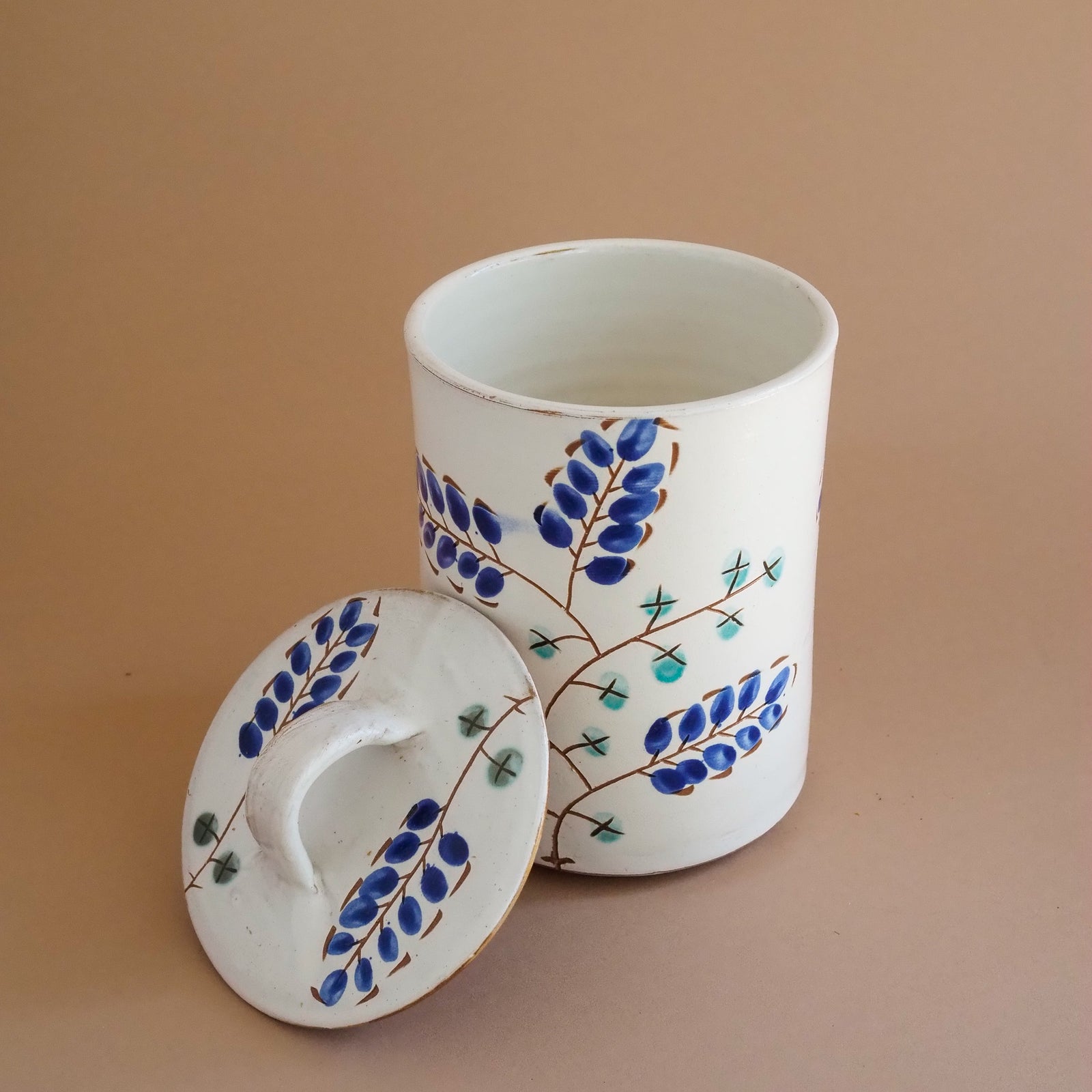Luxor Vine Kitchen Container