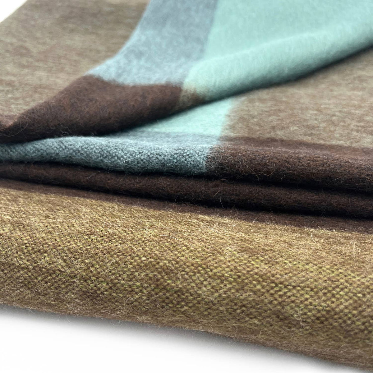 King Alpaca Throw Blanket
