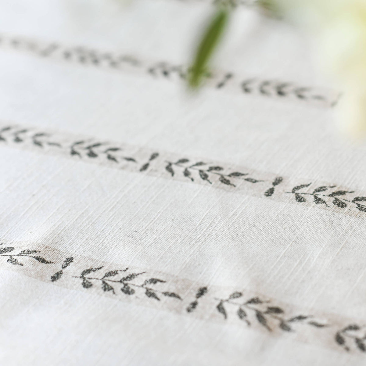 Walnut Leaf Tablecloth