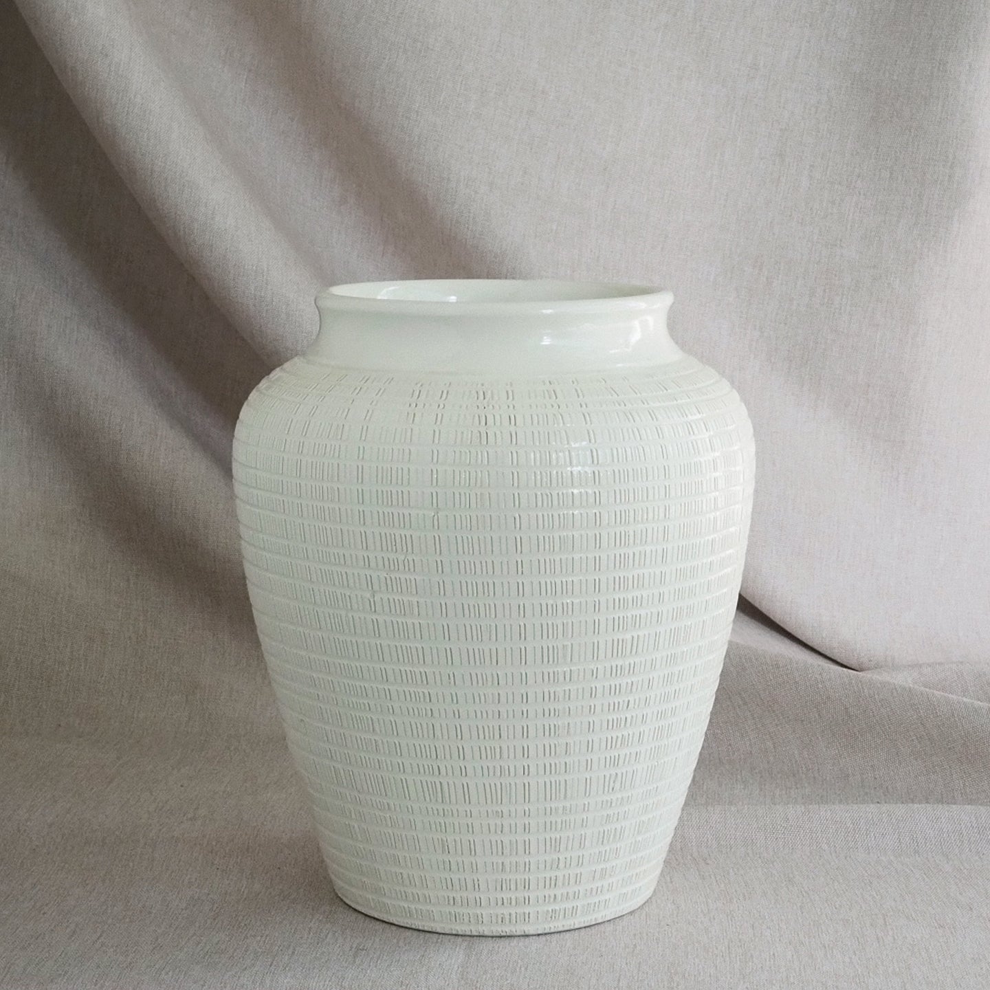 Willow Vase by Bergs Potter