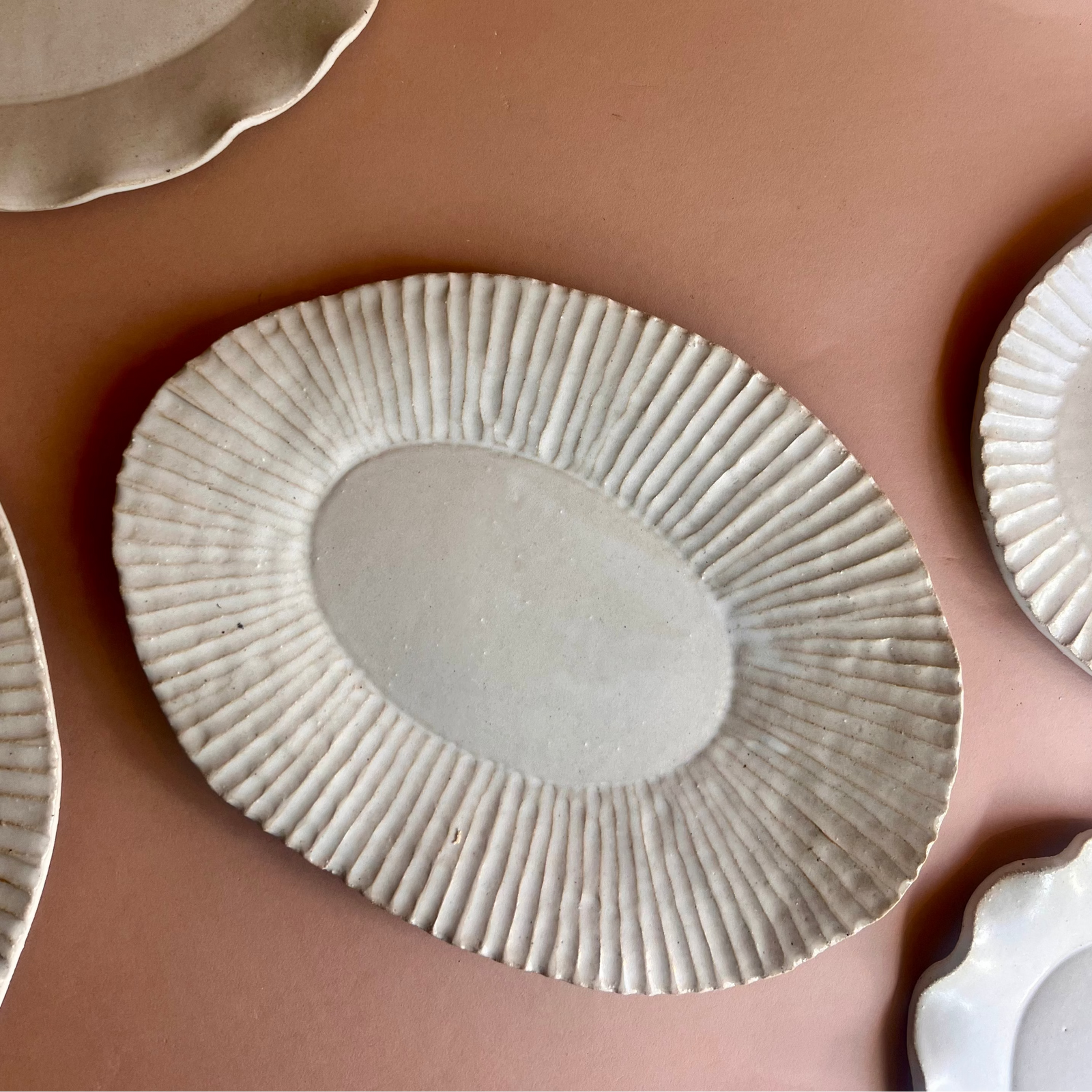 Ribbed & Ruffle Platters