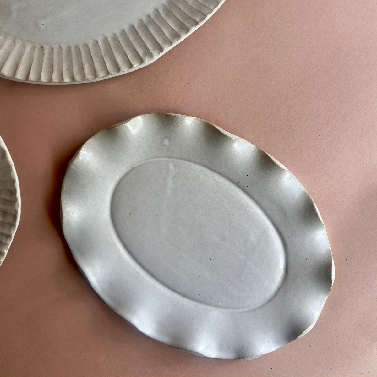 Ribbed & Ruffle Platters