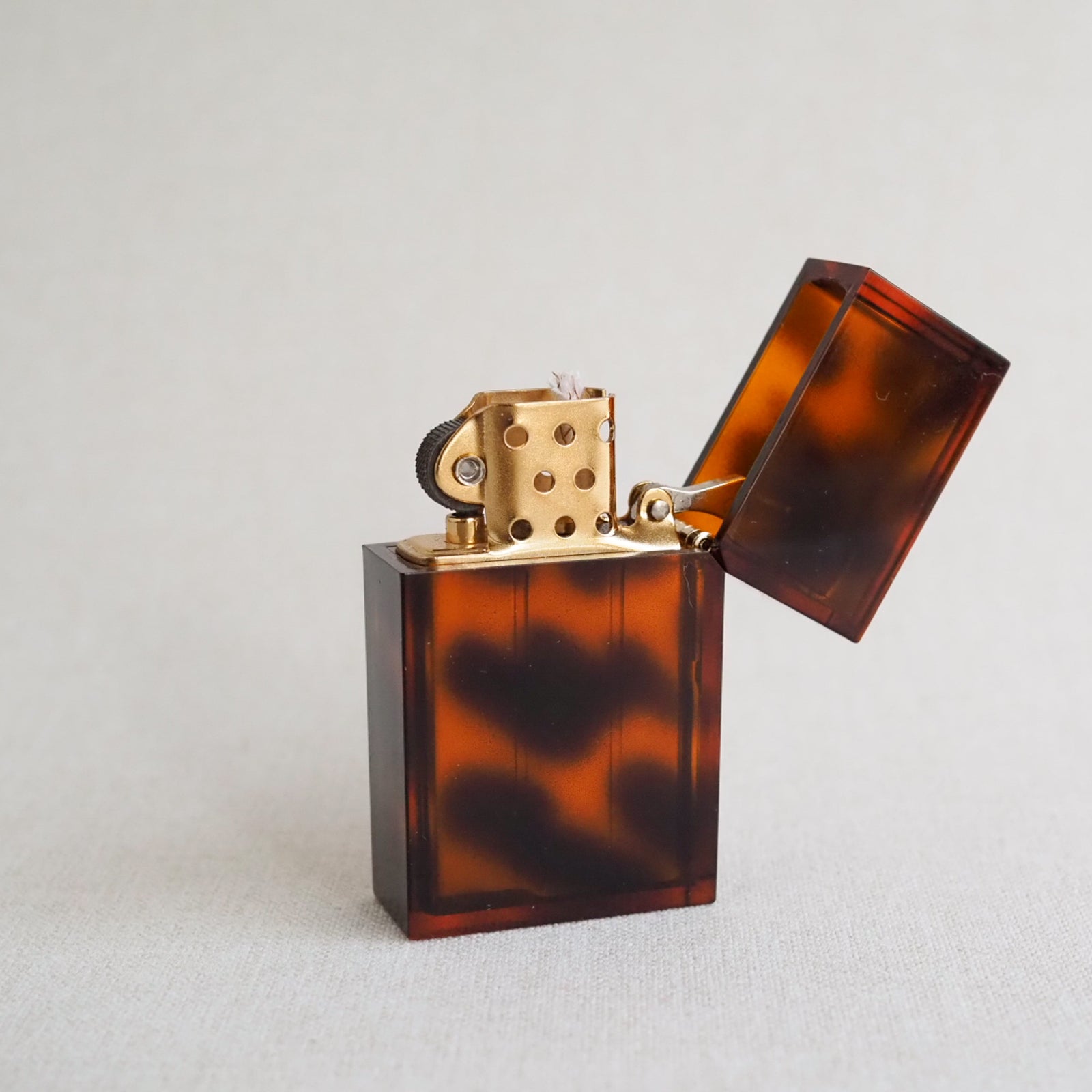 Tsubota Pearl Hard-edge Petrol Lighters