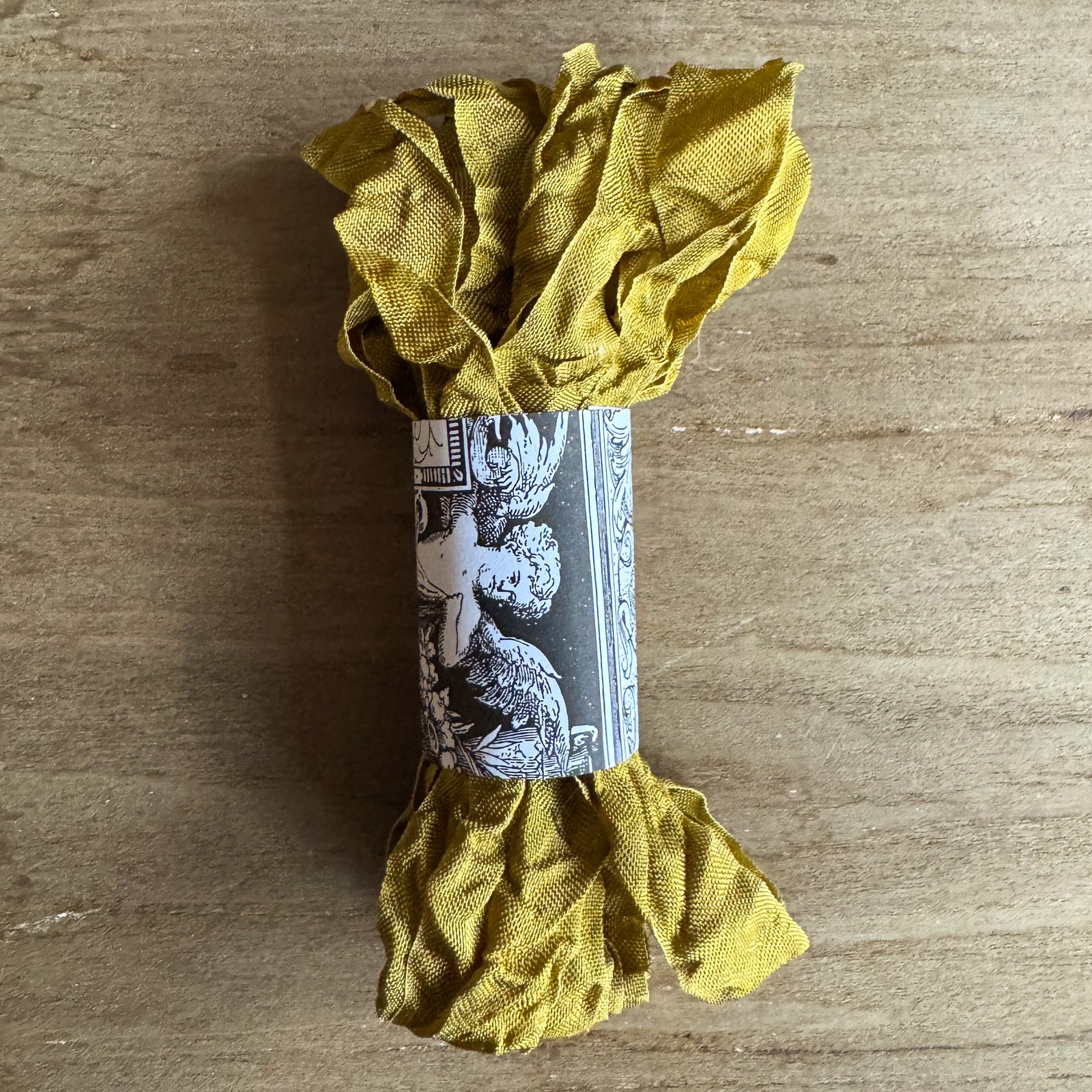 Crinkled Ribbon Bundle