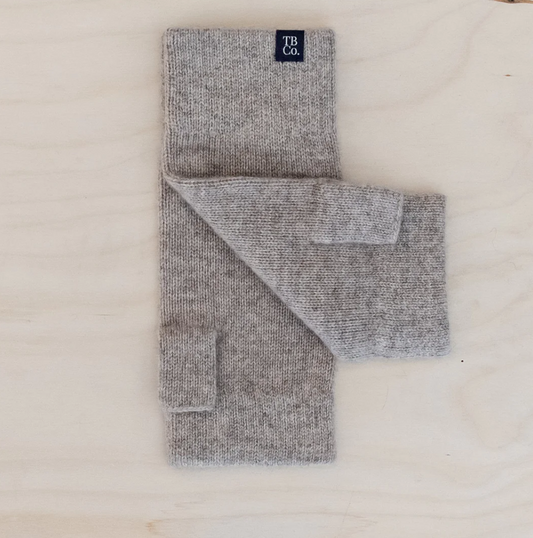 TBCo Cashmere & Merino Wrist Warmers in Oatmeal Melange
