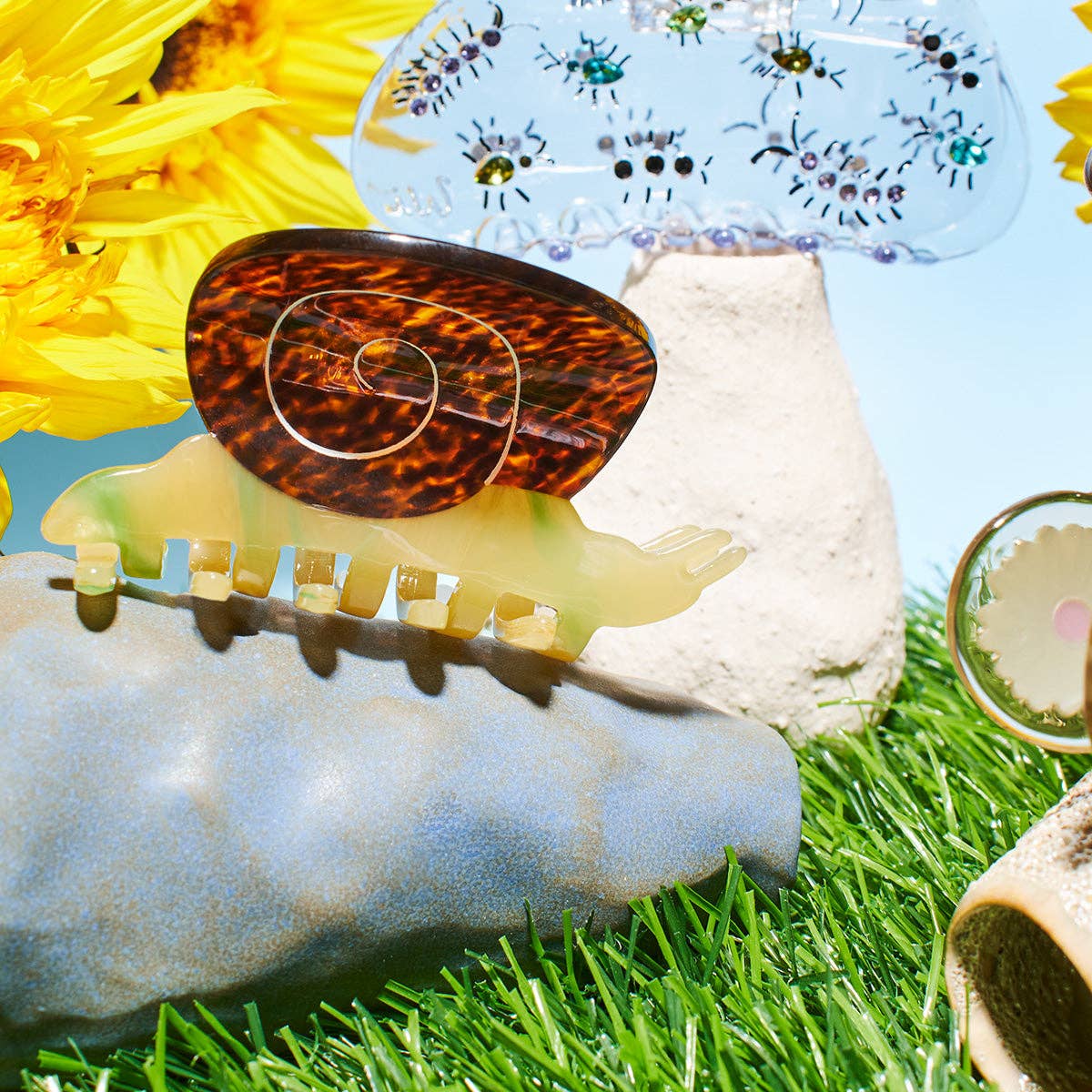 Garden Snail Hair Claw