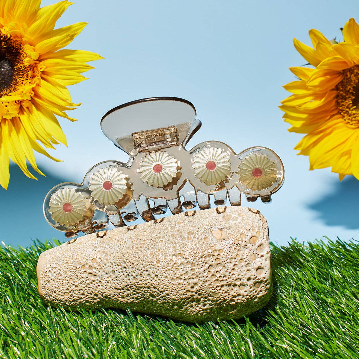 Daisy Chain Hair Claw