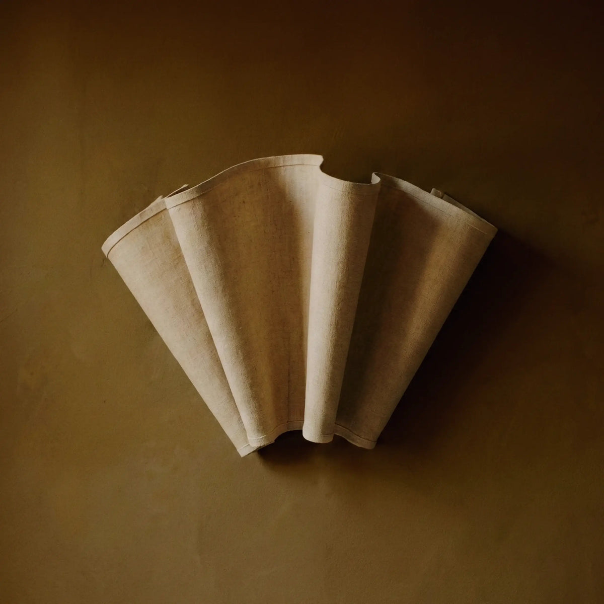Feuillet Wall Lamp