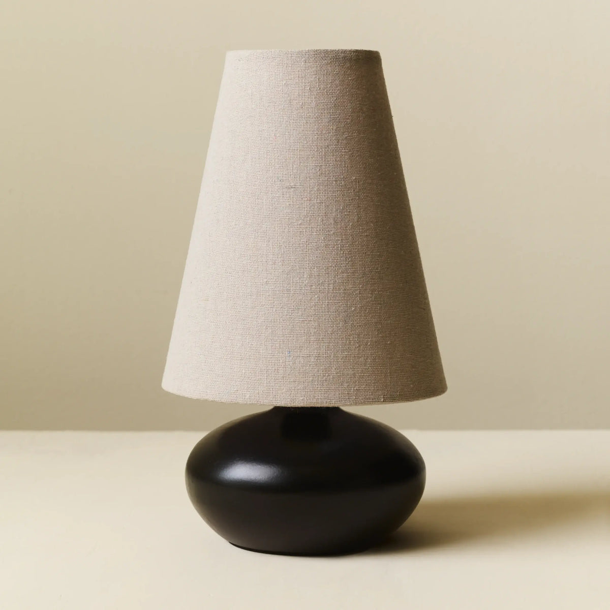Olivia Linen Table Lamp