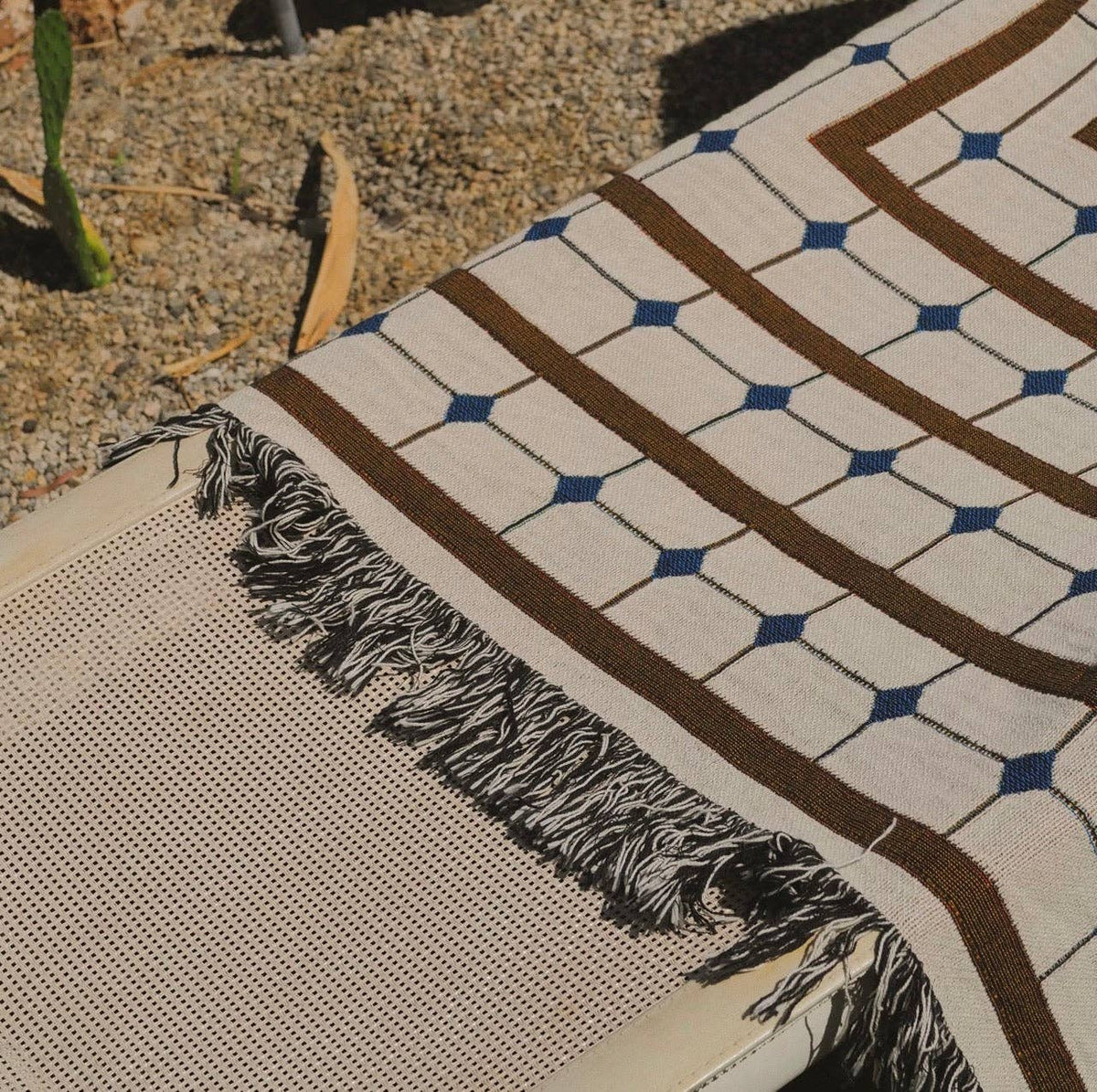 Woven Lisboa Throw