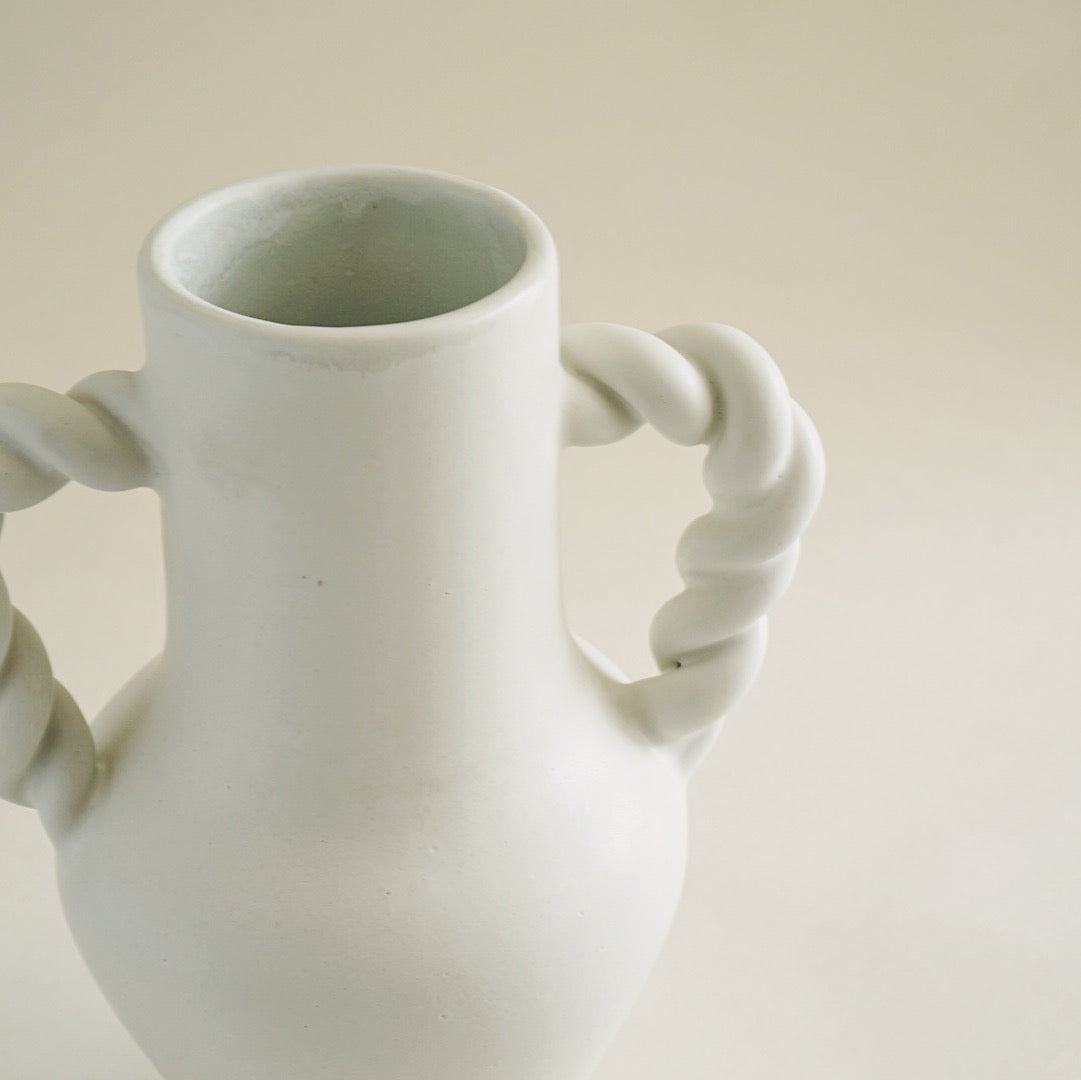 Objet Aimee Corde Vase - [product_type] - Objet Aimee - Hops Petunia Floral