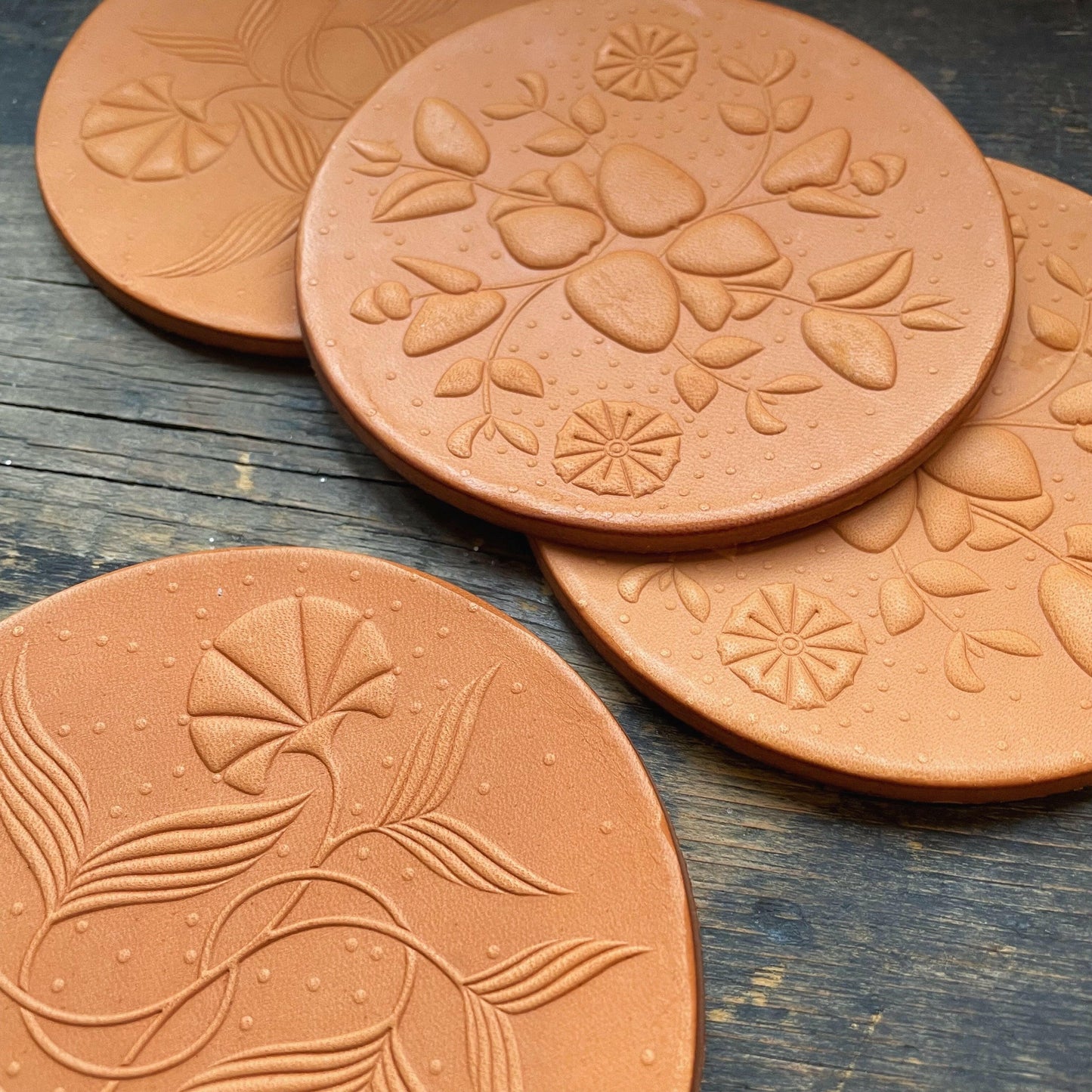 Hops Petunia x Animal Handmade: Leather Drink Coasters