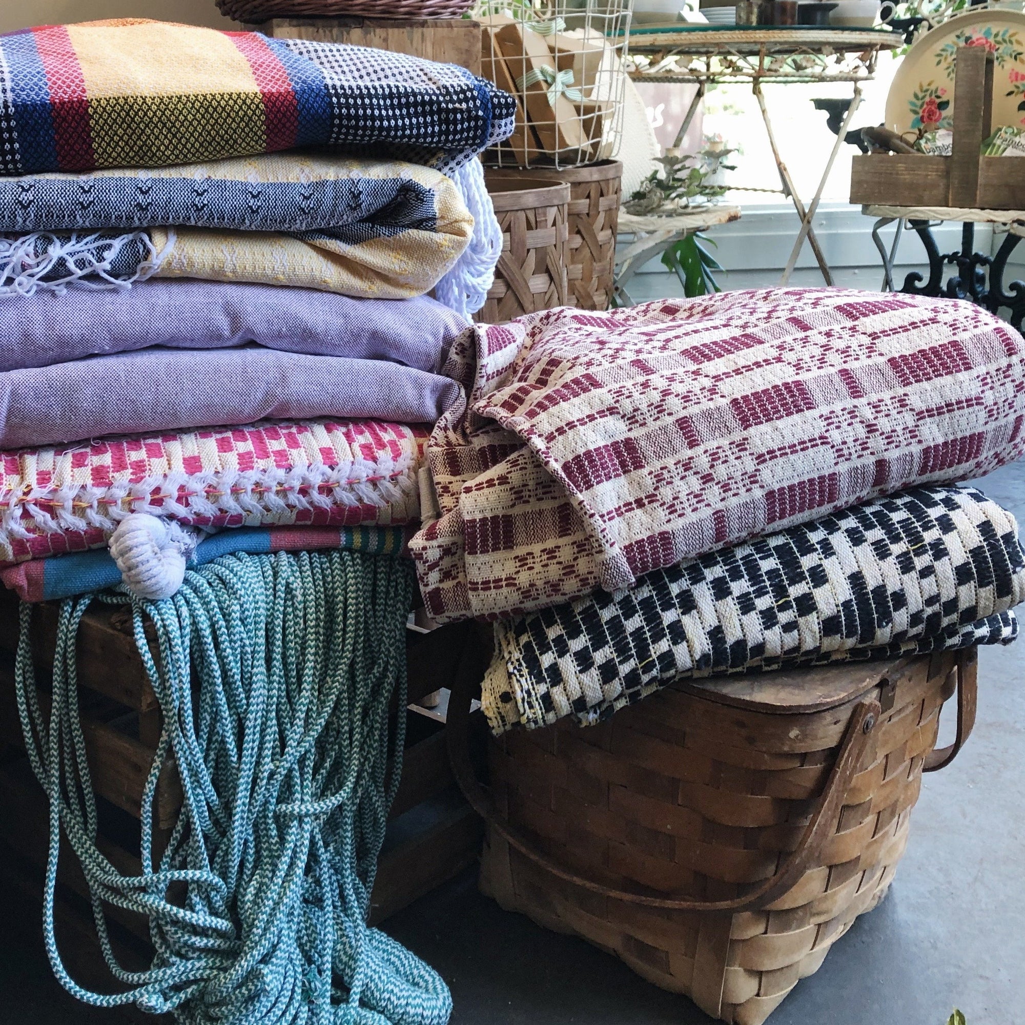 Cotton Hammocks - Hops Petunia Floral